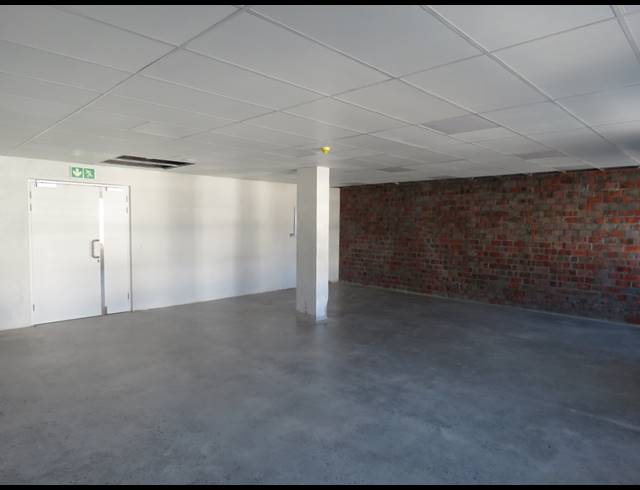 47M² MEDICAL SUITE TO LET IN PAARDEVLEI